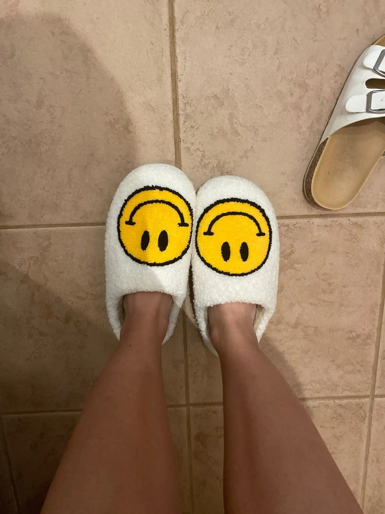 Superpink Smiley Face Slippers