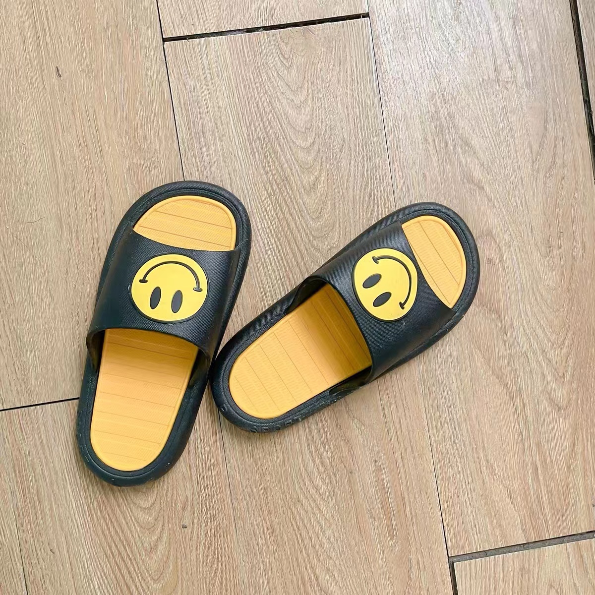Summer Smiley Face Sandals for Children | OSmile2
