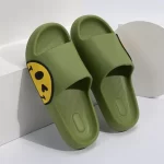 Adults Bathroom Smiley Cloud Slippers - Green